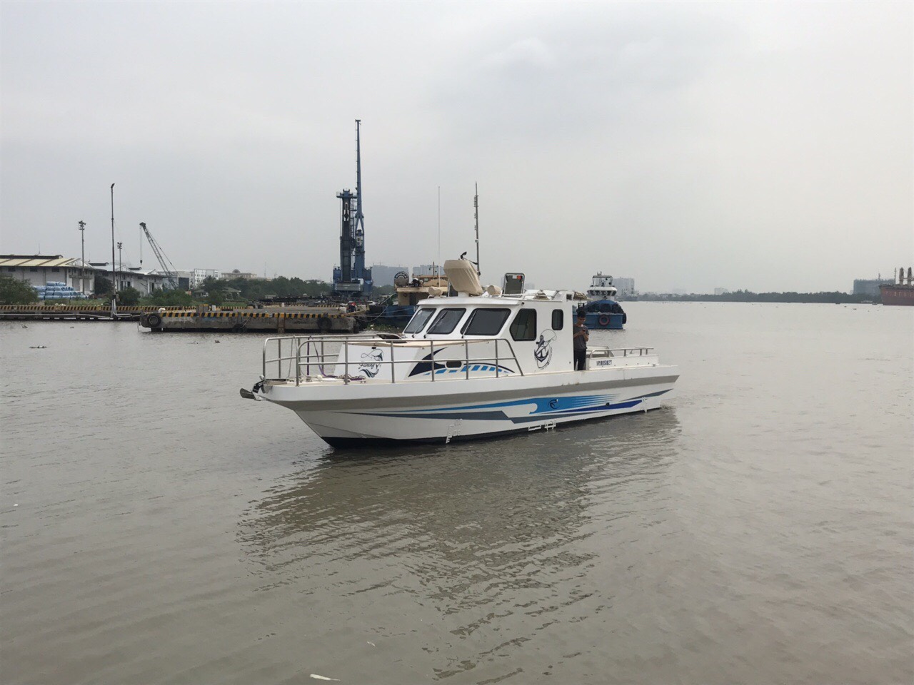 James Boat bàn giao tàu FISHERMAN 40 (FM 40)