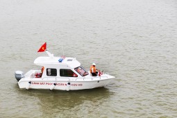 Fireboat patrol WP 750